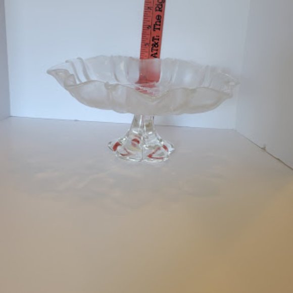 MIKASA CHRISTMAS STORY FOOTED BON BON PLATE NIB 9-3/4" - Picture 9 of 9